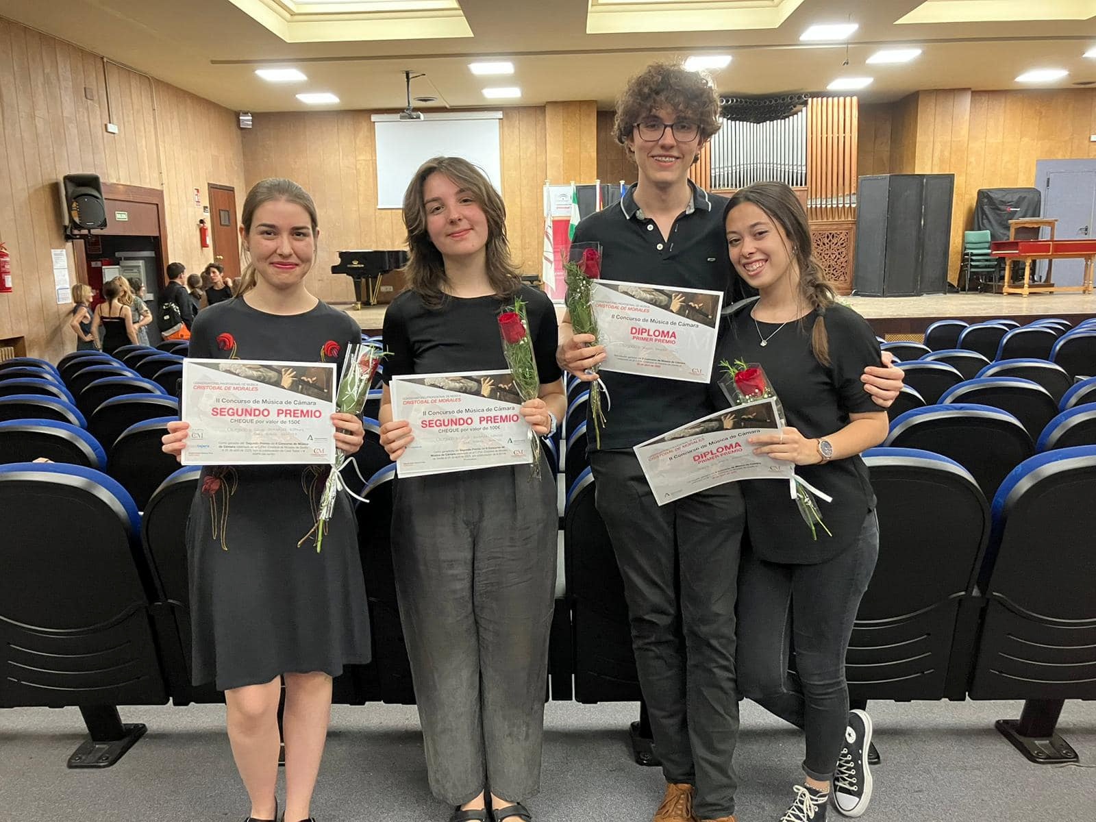 344824157_195117139603377_1865438752334401_n