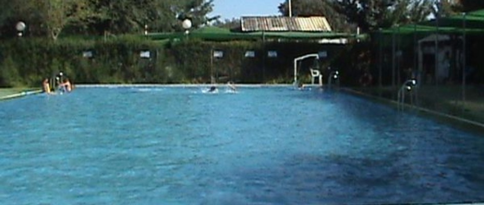 PISCINA.jpg