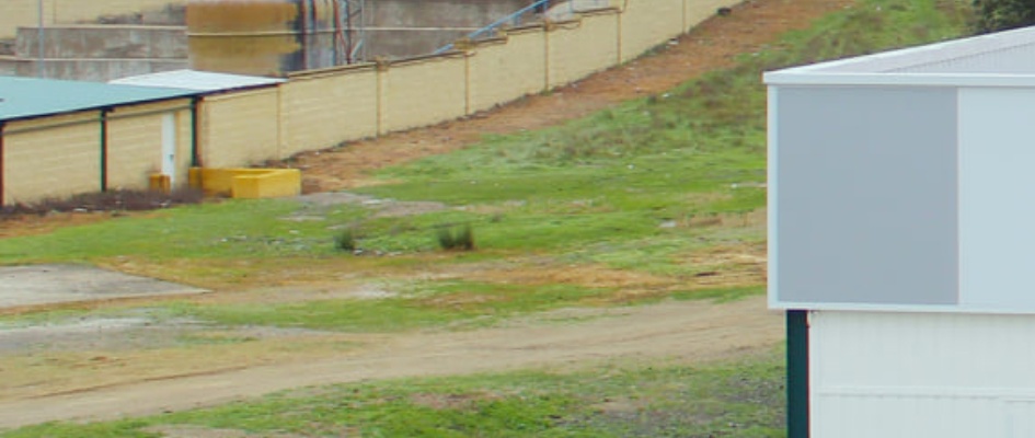 junto campo de futbol