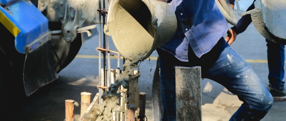 trabajar-peones-obra